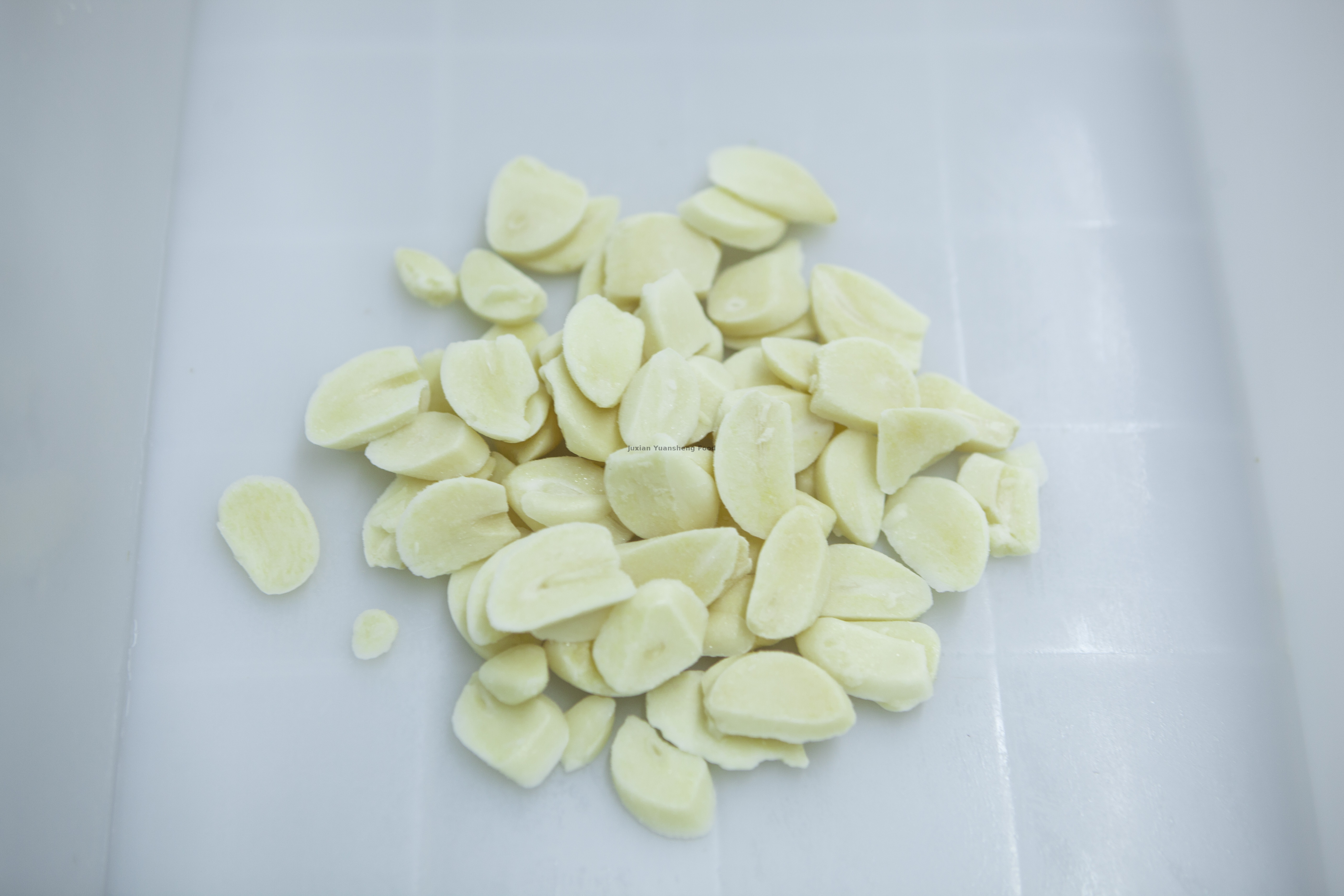 Tranche d'ail congel&eacute;