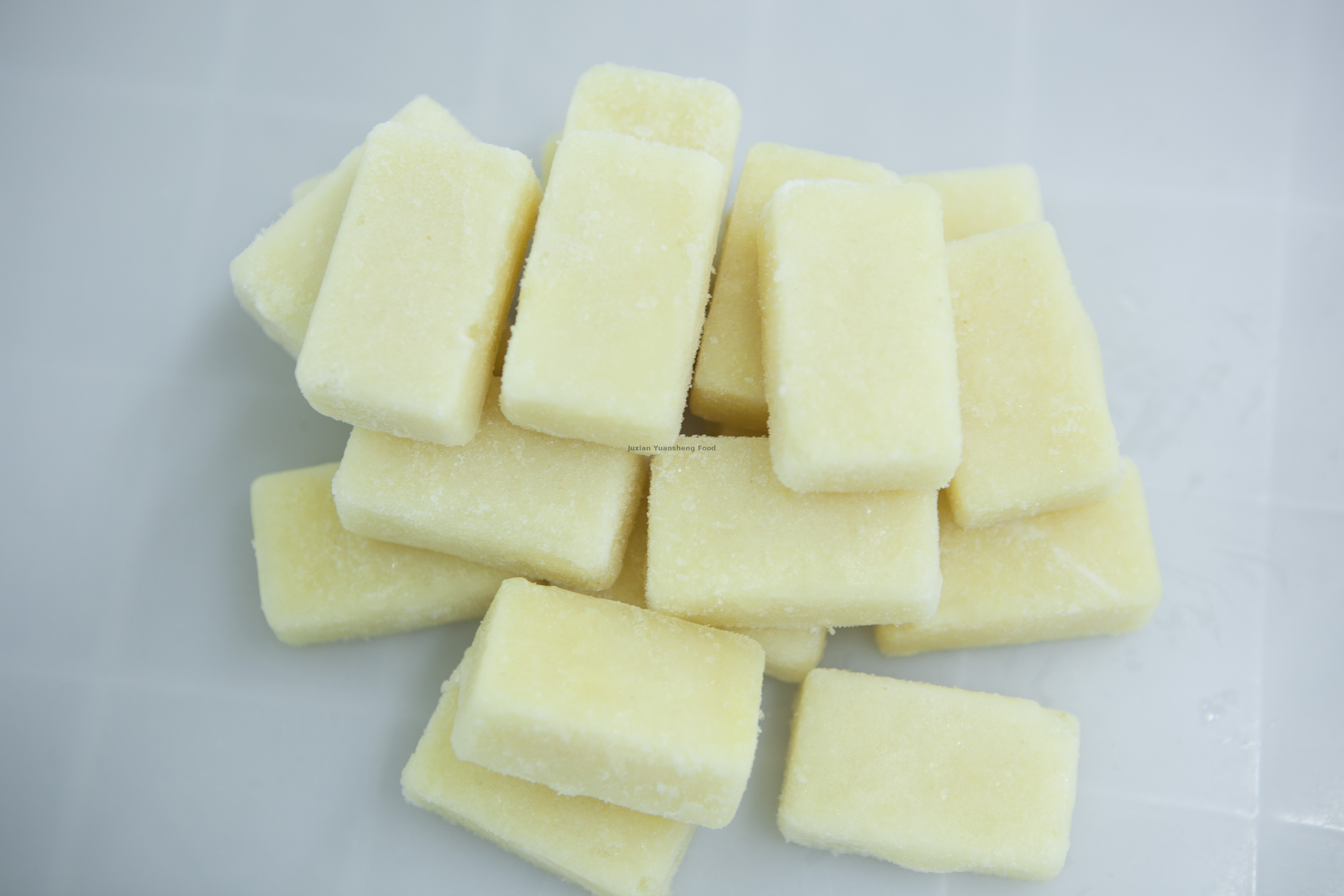 Granul&eacute;s de pur&eacute;e d'ail surgel&eacute;s