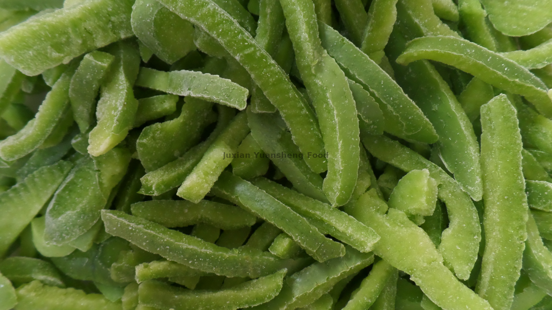 d&eacute;s de poivron vert (6)